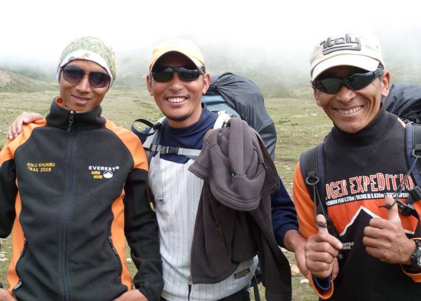 Trois Nepalais
